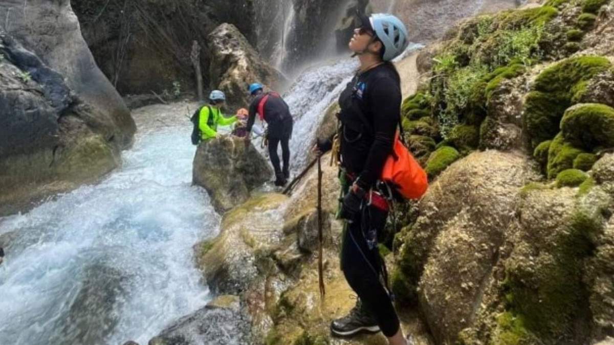 La zona conocida como “poza Corazón de La Gloria” alcanza hasta siete metros de profundidad.