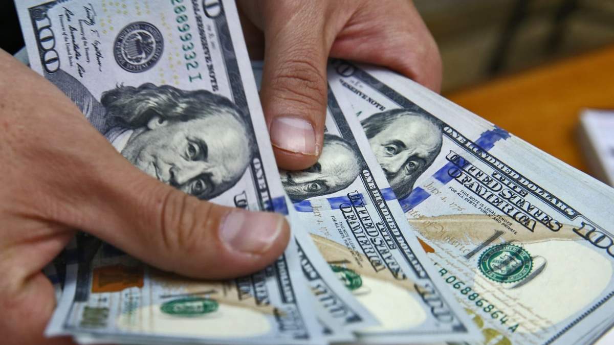 El dólar blue iniciará la semana con una leve baja en relación al viernes. Fuente: (Twitter)