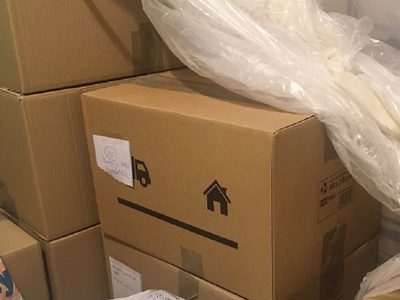 Si tenés una caja de cartón vacía, no la tires: preparate para el Halloween con esta fabulosa decoración