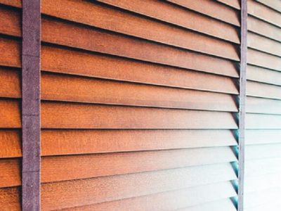 Plan de limpieza para el finde: cómo limpiar tus persianas de madera con pocos ingredientes y dejarlas como nuevas