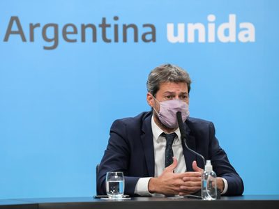 Para Matías Lammens, “las condiciones empiezan a darse” para el regreso del público a los estadios