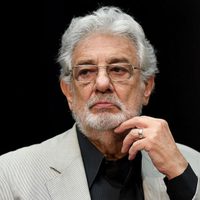 ¡Un durísimo momento! Plácido Domingo fue.. ¿¡Obligado a renunciar!?