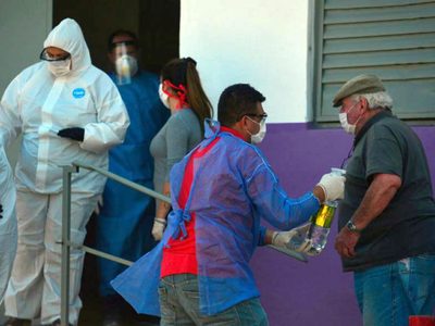¡Polémica en los geriátricos! Prohíben que los trabajadores retornen a su hogares