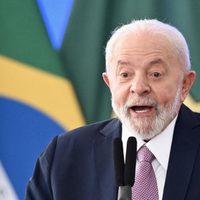 Lula insinuó su intención de presentarse para la reelección
