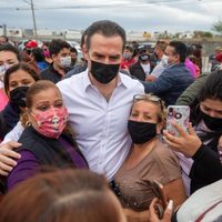 Amonestan a candidato del PRI al gobierno de NL por mitin sin sana distancia