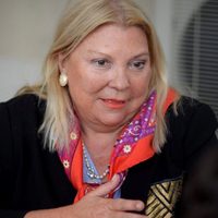 ¿No tiene Netflix? Carrió dio tips sobre cómo pasa la cuarentena