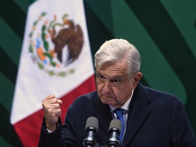 AMLO pidió a la UNAM que deje de hacer "politiquería"