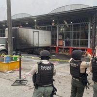 Queman bodega de alcalde panista en Playa Vicente, en el sur de Veracruz
