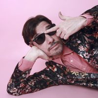Andrea Echeverri canta con Manuel Onís a los pangolines