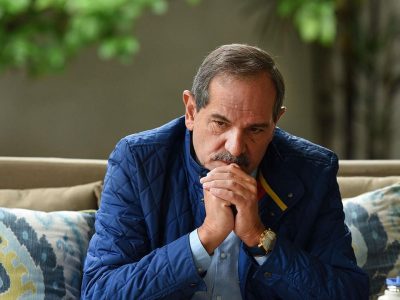 "¡Paulina presente!": Con calles empapeladas escracharon a Alperovich