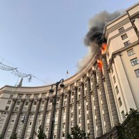 Ucrania muestra a diplomáticos daños causados por peor mayor ataque aéreo ruso desde la invasión