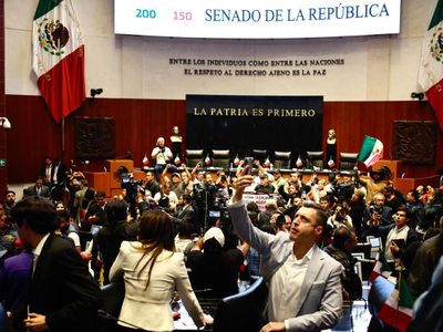 Confirman que el senador Daniel Barreda está incomunicado y el padre de éste preso en Campeche