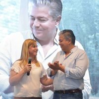 Listos para la elección: Rolando Figueroa confirmó a Gloria Ruiz como su compañera de fórmula