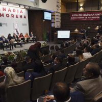 Inicia encuesta abierta para relevo de liderazgo en Morena; detallan metodología