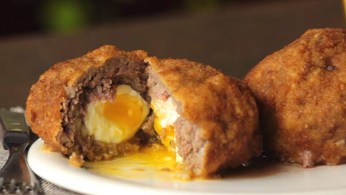 Huevos escoceses, receta. Fuente: (Instagram)