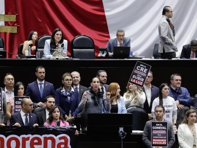 El PAN pide a Sheinbaum que explique el “Plan México” y reuniones con extranjeros