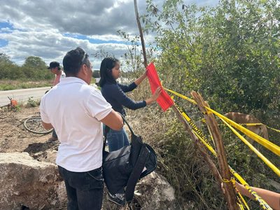 Habitantes de Yaxcopoil detienen destrucción de cenotes y vestigios mayas