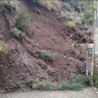El temporal provocó un alud que afectó a una vivienda en San Martín de los Andes