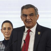 Américo Villarreal aseguró que no tiene restricciones para ingresar a Estados Unidos