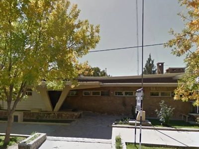 Un conductor se fugó a pie y la acompañante intentó atropellar a los inspectores