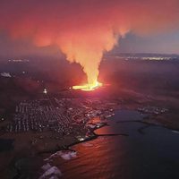 Presidente de Islandia advierte de desafíos después de que la lava destruya casas en Grindavík