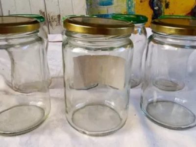 No tires los frascos de mermelada vacíos: creá este set para guardar alimentos o condimentos y no gastes en un bazar