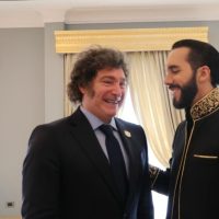 Junta de presidentes: Javier Milei recibirá a Nayib Bukele este mes