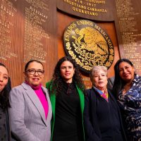 Día de la Constitución: sin presencia de AMLO, entre señalamientos y llamados a la mesura