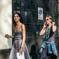 La nueva tendencia en calzado de verano revoluciona a todas las generaciones: tus sandalias de la infancia volvieron