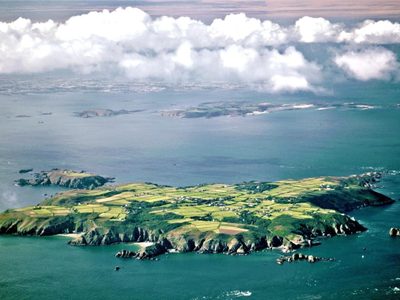 Una isla de Gran Bretaña busca sumar 500 residentes