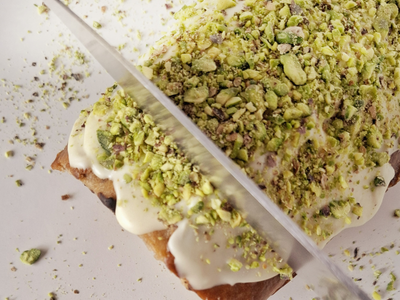El pistacho está en todos lados: sumate a la moda con este tremendo budín del que no van a quedar ni las migas