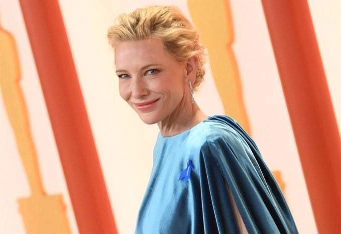 Cate Blanchett en la alfombra roja de los Oscar 2023