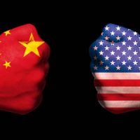 China impuso sanciones a 11 funcionarios de Estados Unidos en nueva escalada