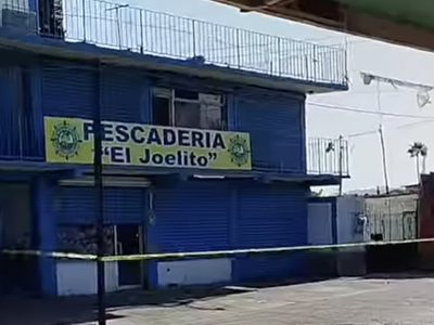 Sujetos armados atacan otra pescadería en Ensenada; un muerto y dos heridos