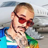 Con camas, cocina y pantallas de TV: así es el nuevo avión en el que J Balvin viaja por el mundo