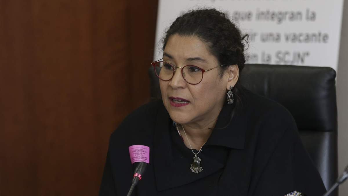 Lenia Batres, ministra