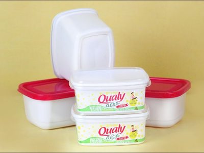 Con ayuda de un envase de manteca o crema vacío y 1 cuchara vieja: creá este hermoso portavelas