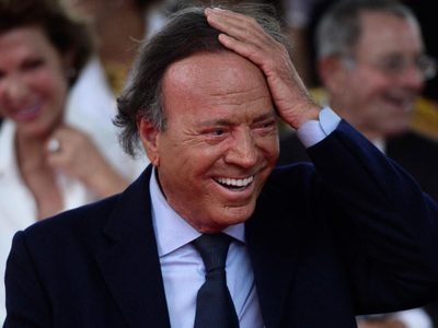 ¡Tamaño escándalo! Julio Iglesias es enfrentado por hijos no reconocidos de famosos. VIDEO