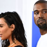 ¡Mala actitud! Critican a Kanye West en las redes por hacerle esto a Kim Kardashian ¿No le importa?