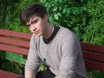 ¡No lo supera! La crisis de Julián Serrano que preocupa a sus fans