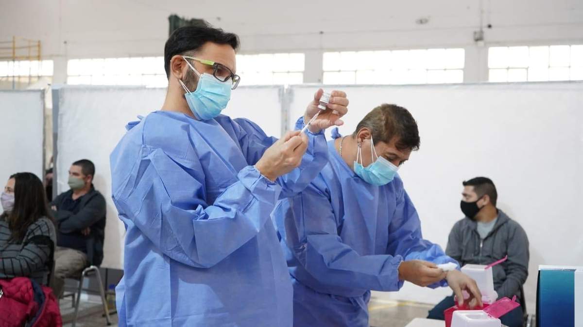 Jornada del plan de vacunación contra el coronavirus en Zapala. Fuente: (Twitter)