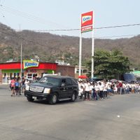 "Mi hijo era un buen niño, no le hacía daño a nadie", clama la madre de menor asesinado en Manzanillo