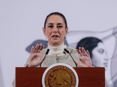 Sheinbaum destaca que migrantes deportados de EU llegan a México sin estar esposados