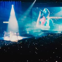Viaje íntimo y audiovisual: Rels B ilumina la noche en el Palacio de los Deportes