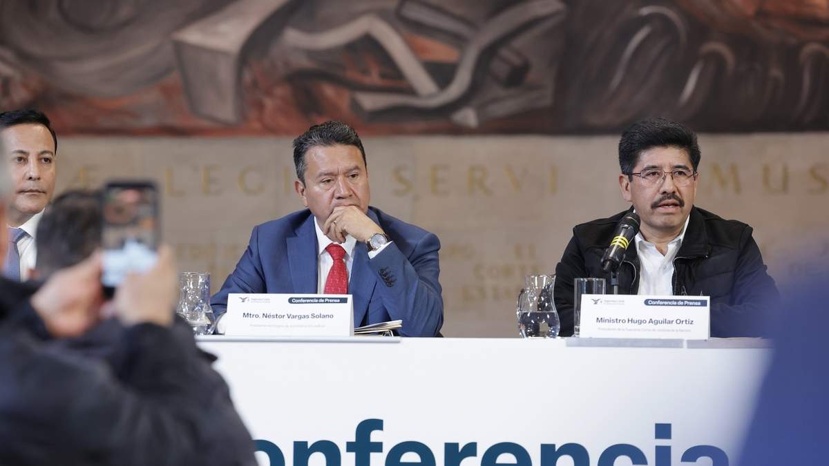 Néstor Vargas y Hugo Aguilar en la conferencia de este lunes