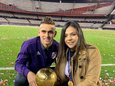 Ella es Ana Caicedo, la atractiva mujer que le quitó el aliento a Rafael Santos Borré