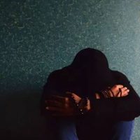 Nuevas recomendaciones para identificar personas con riesgo de enfermedades mentales tras el covid