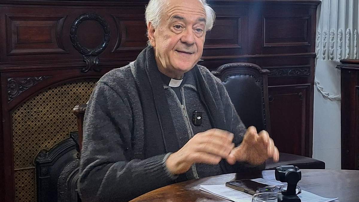 Marcelo De Benedectis, párroco de Santiago Apóstol y San Nicolás y delegado episcopal para la Pastoral Social.