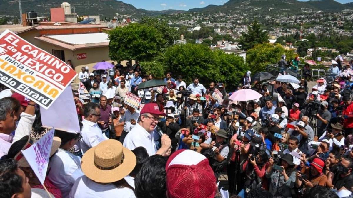 Marcelo Ebrard inició recorrido nacional en Tlaxcala