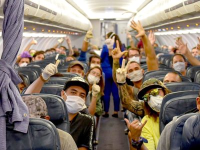 Vuelos humanitarios: repatriarán a unos 4.000 varados en el exterior